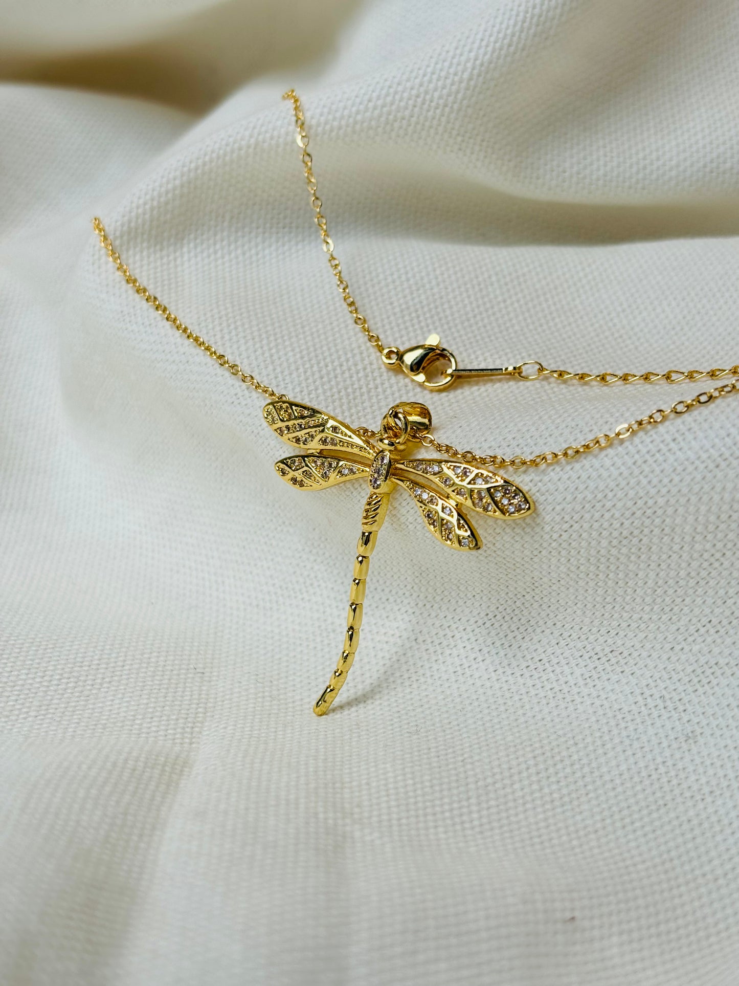 DRAGONFLY NECKLACE
