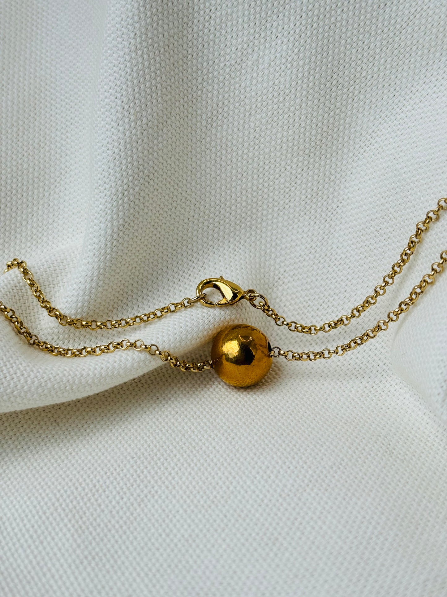 SPHERE NECKLACE