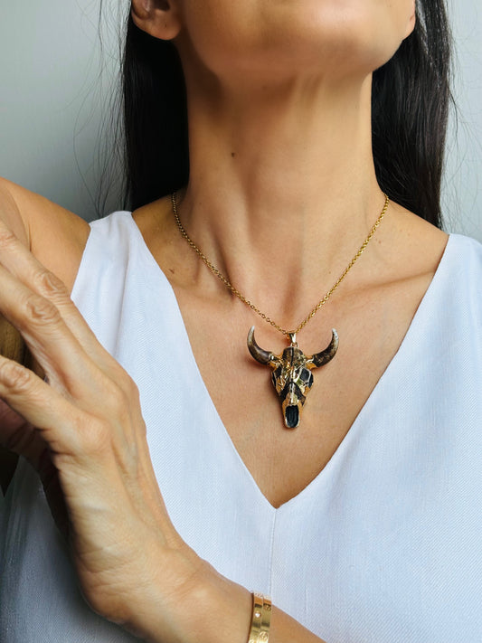 BULL NECKLACE