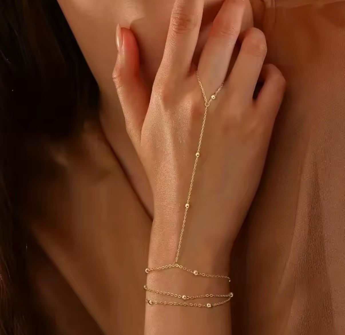LUA HAND CHAIN