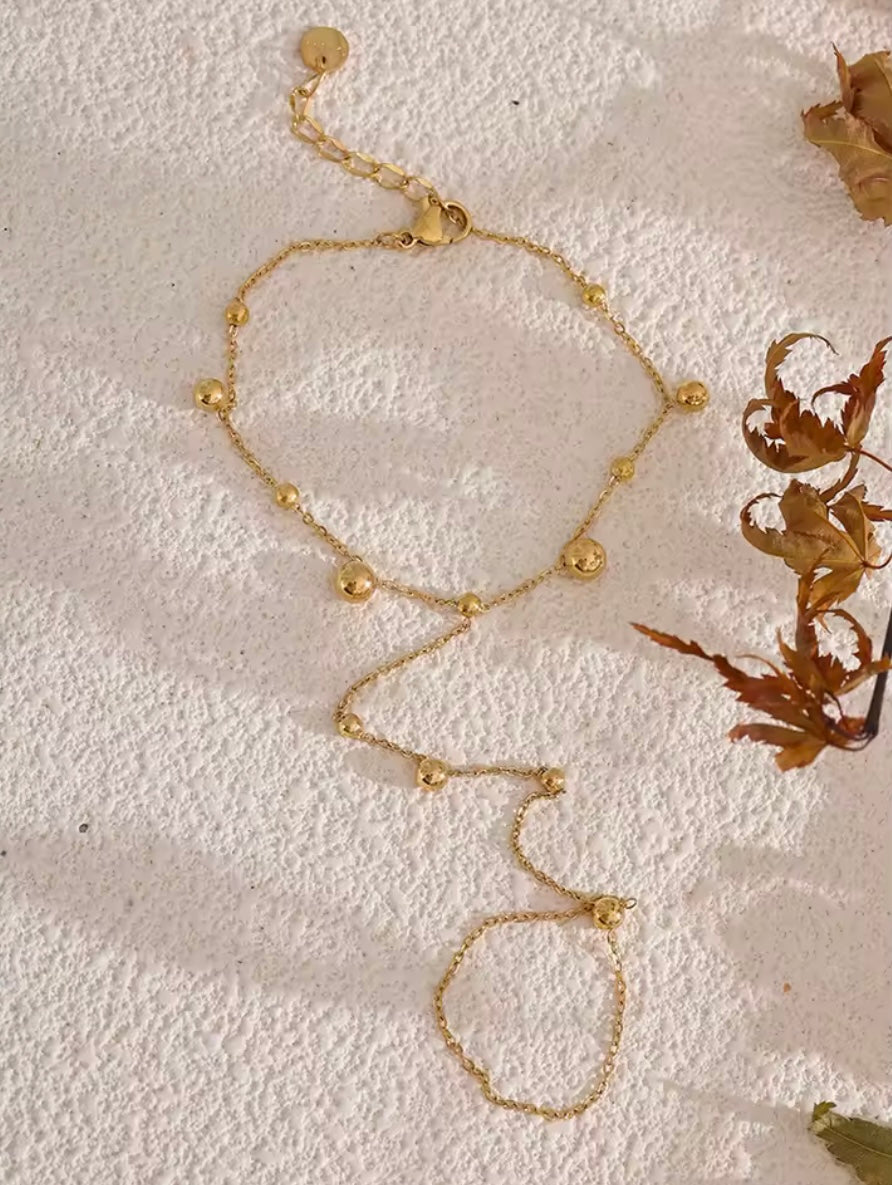 MIROSLAVA HAND CHAIN