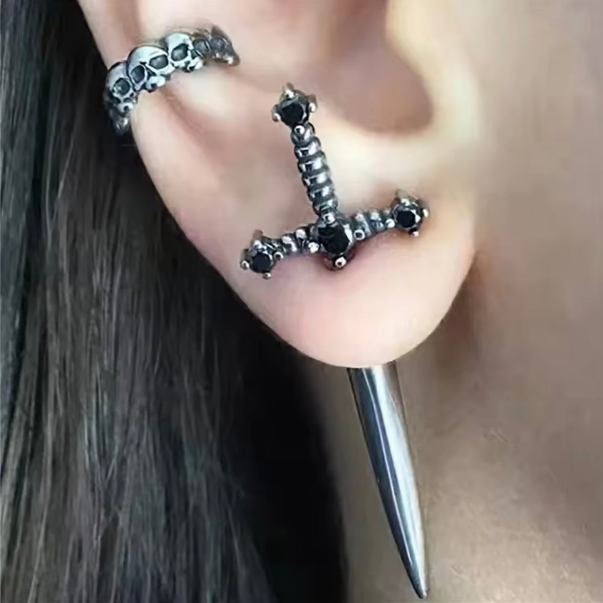 NOIR AND SPOOKY EARRINGS