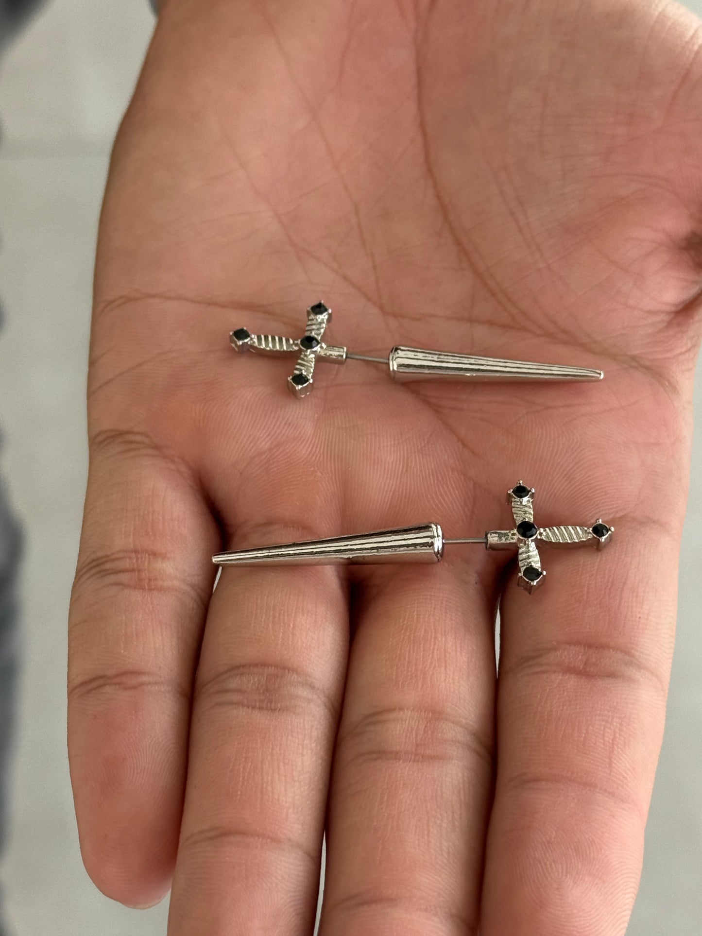 NOIR AND SPOOKY EARRINGS