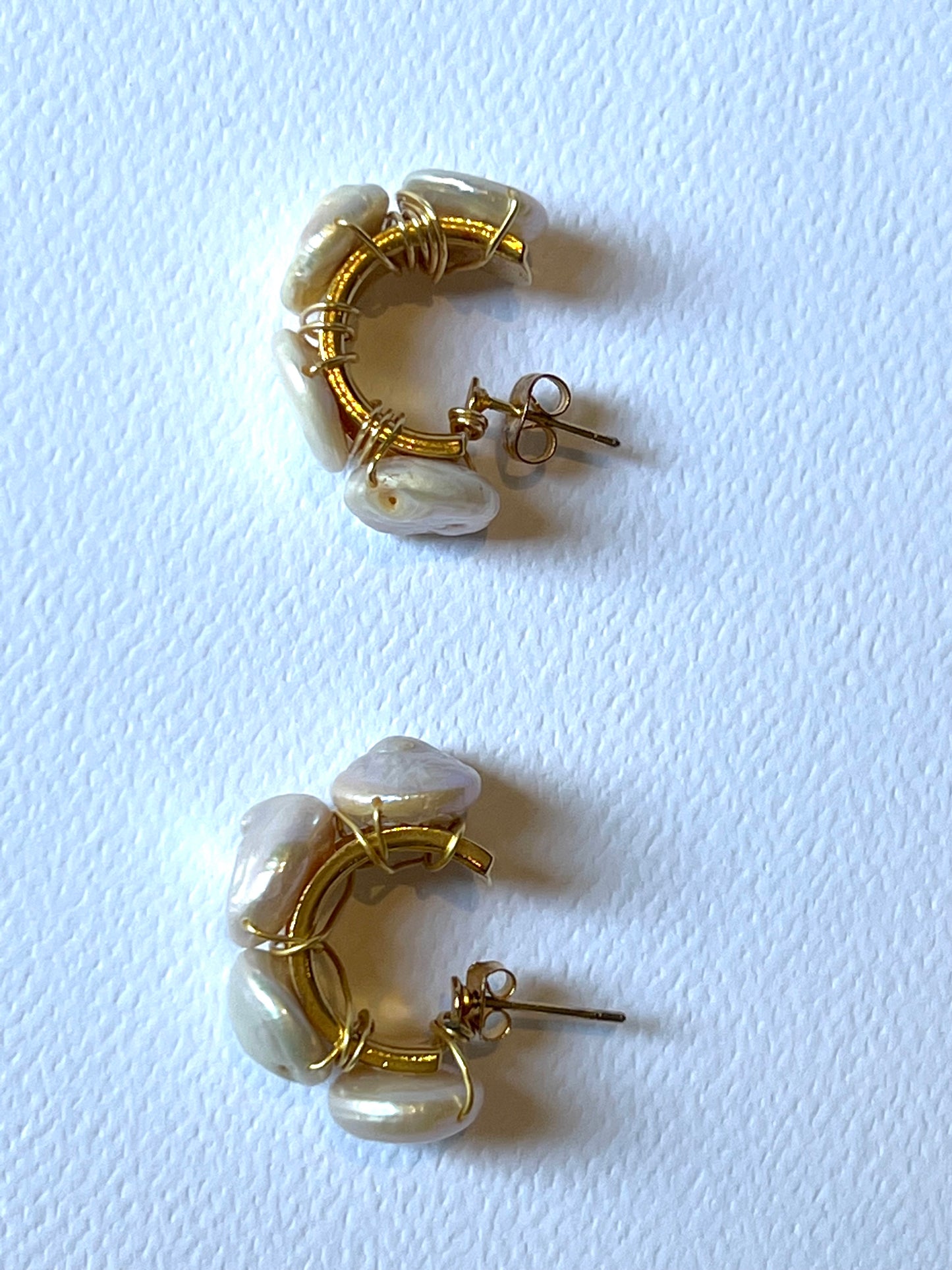 ARRACADA PERLA BARROCA