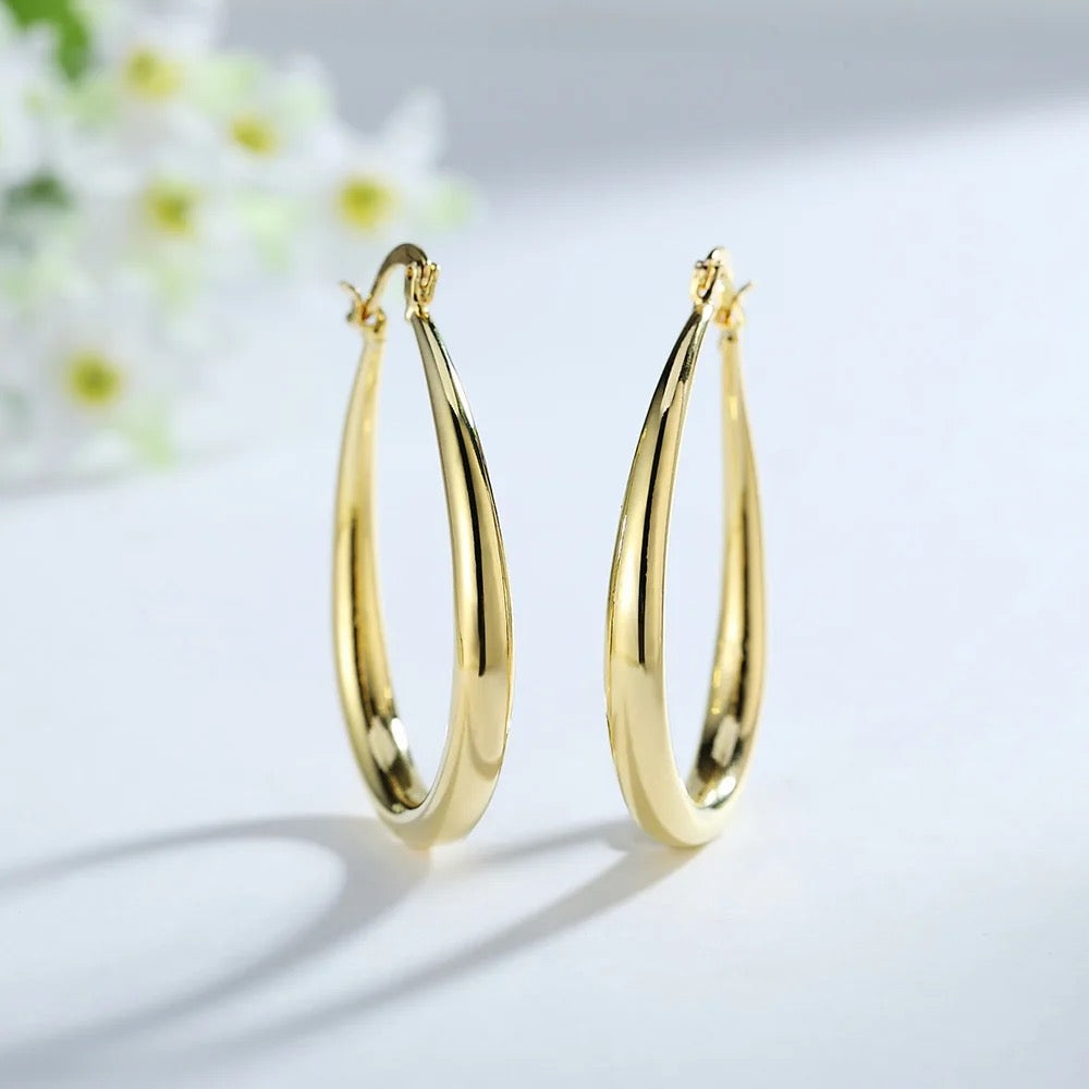 GIORGIA HOOPS